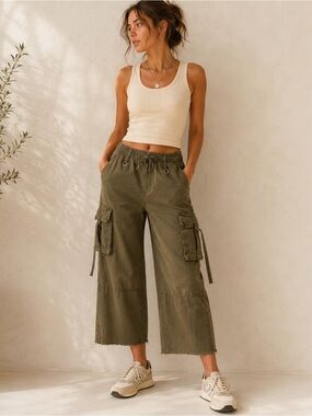 SO Womens S Olive Cargo Pants Wide Leg Utility Parachute Y2K Raw Hem